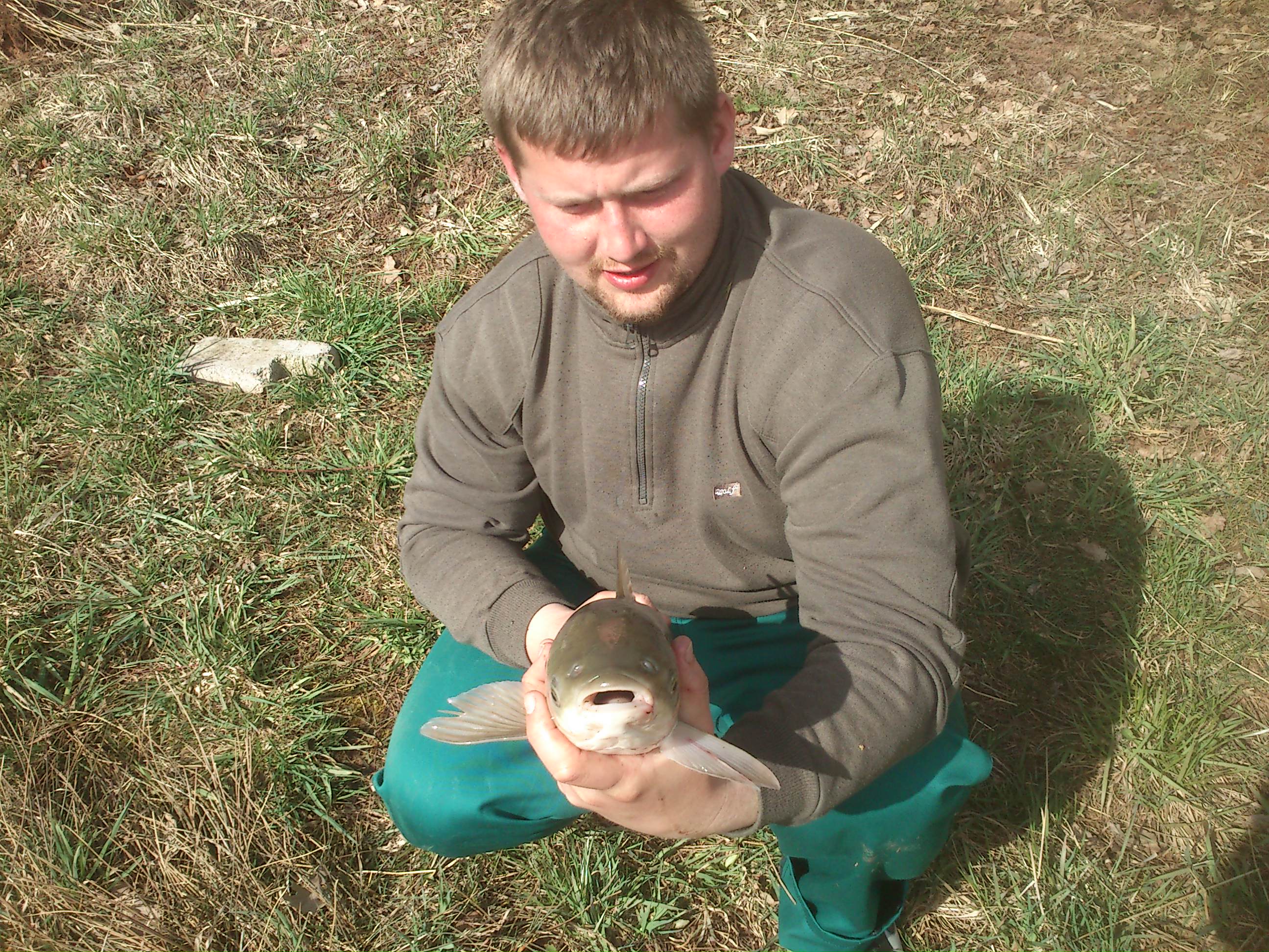 Amur 14.4.2013  58cm velká černoc f2